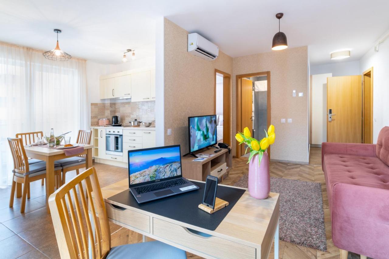 Tci Apartments คลูจ-นาโปกา ภายนอก รูปภาพ