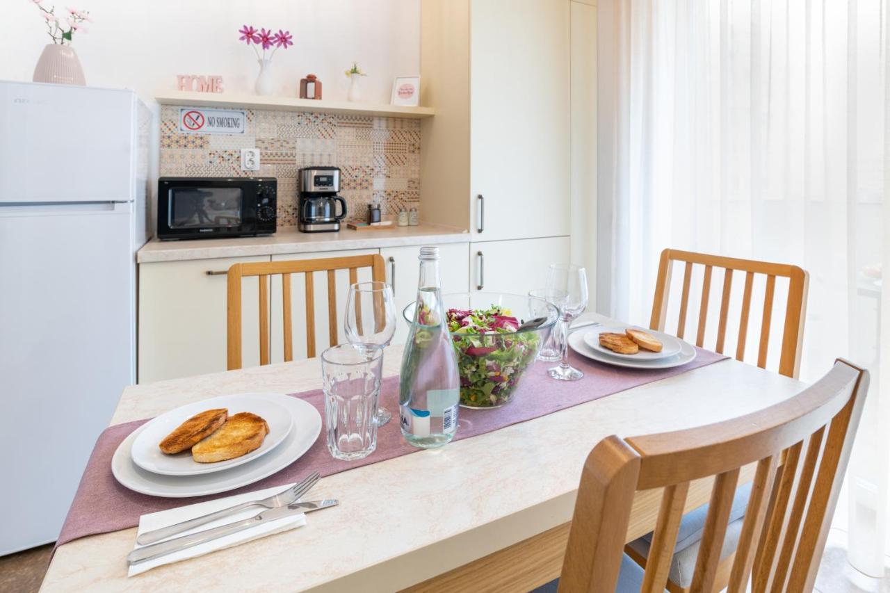Tci Apartments คลูจ-นาโปกา ภายนอก รูปภาพ
