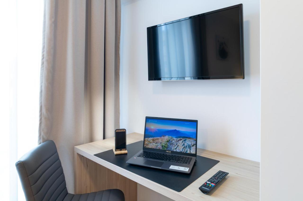 Tci Apartments คลูจ-นาโปกา ภายนอก รูปภาพ